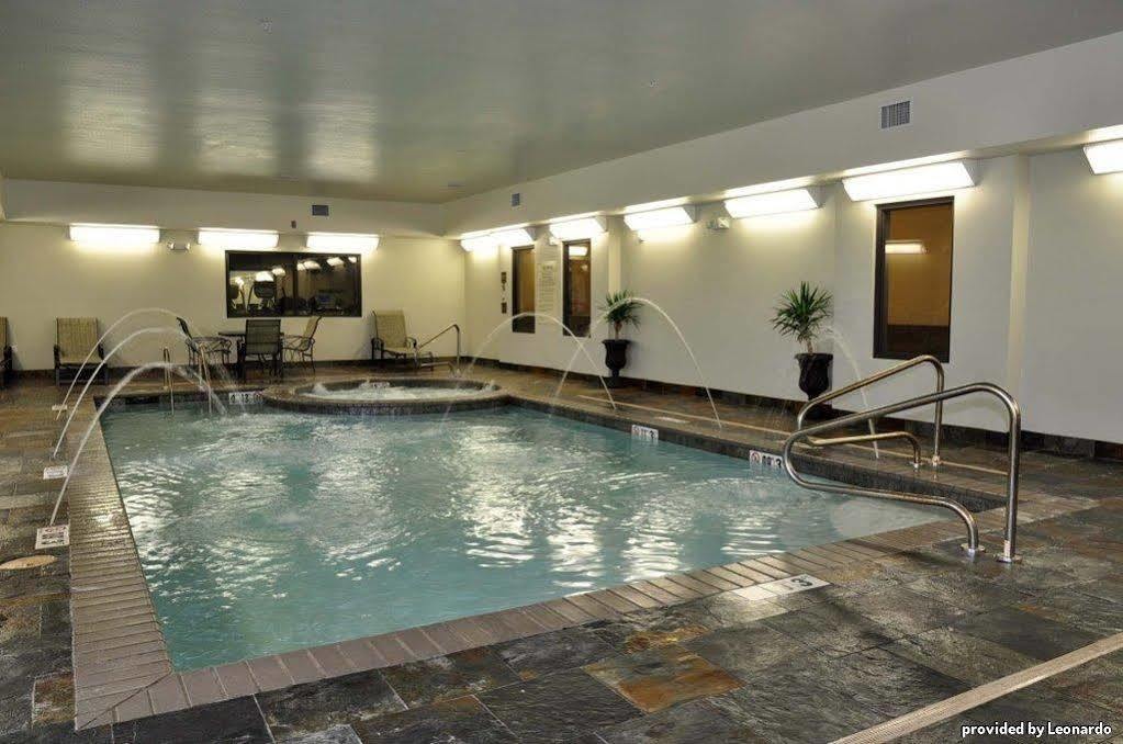 Best Western Plus Desoto Inn & Suites Mansfield Facilities photo